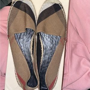 Burberry Slip-ons